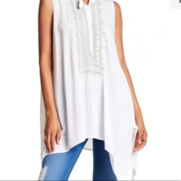 NWT! BIYA Johnny Was Size L white Saverio rayon embroidered top - Picture 2 of 13